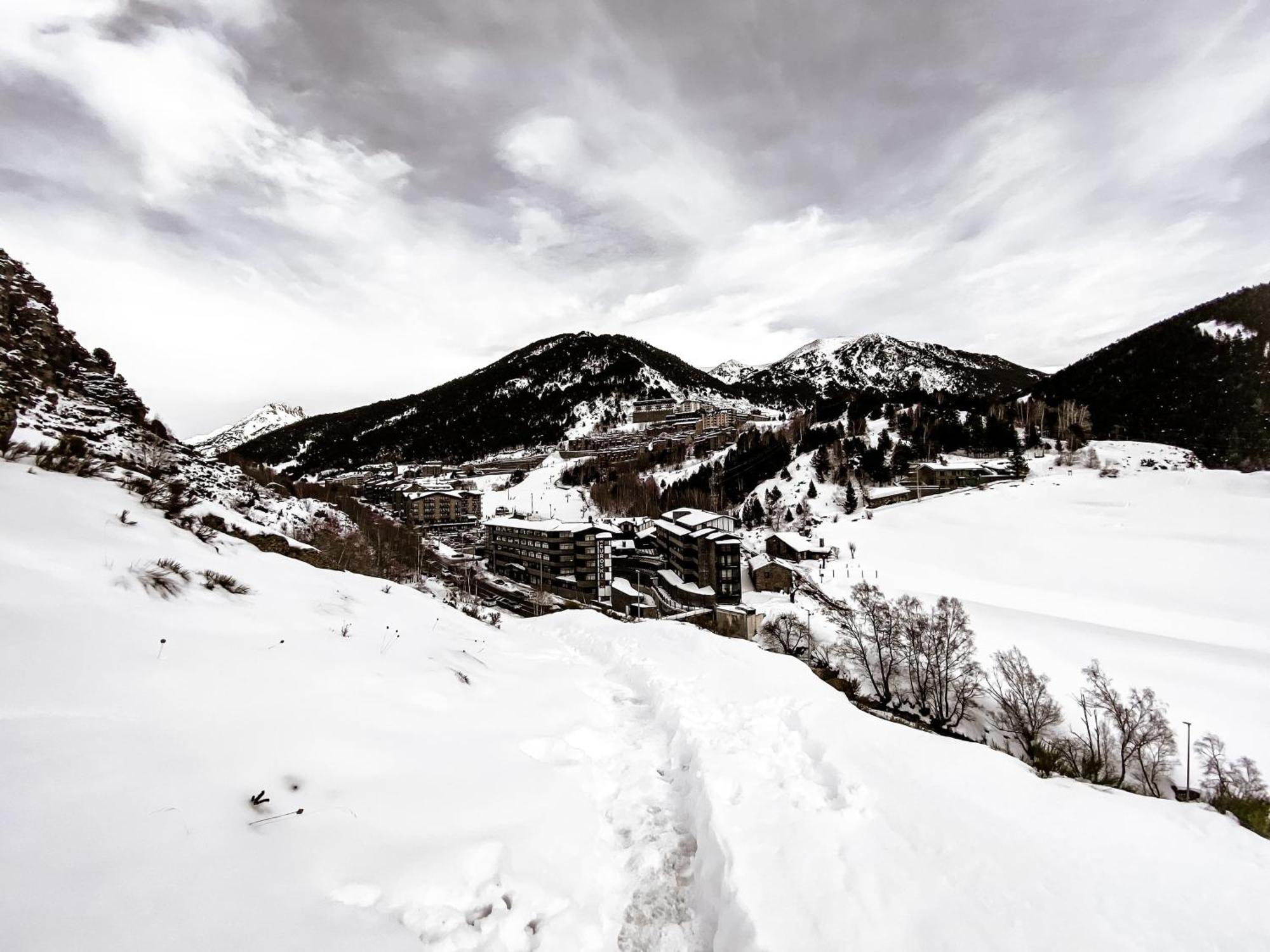 Hotel Euroski Mountain Resort & Spa El Tarter Buitenkant foto